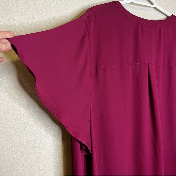 Torrid Harper Berry Color Women's Flutter Sleeve Blouse Size 6 (6X) - Picture 9 of 15